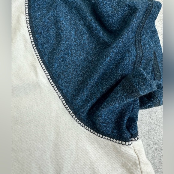 Men’s Hollister, Small T-shirt Must Have Collection - Picture 2 of 6